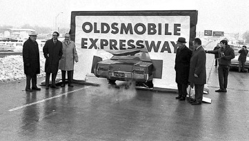 Opening ceremony of Oldsmobile Expressway (I-496)